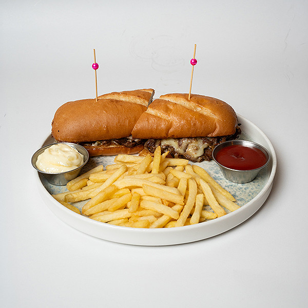 STEAK SANDWICH